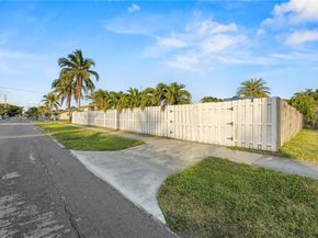 117 SW 6th St, Hallandale Beach FL 33009