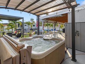 117 SW 6th St, Hallandale Beach FL 33009