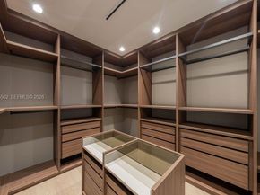 215 S Shore Dr, Miami FL 33133