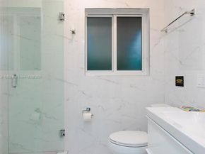 809 S 17th Ave, Hollywood FL 33020
