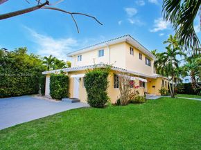 809 S 17th Ave, Hollywood FL 33020