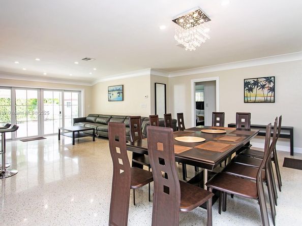 809 S 17th Ave, Hollywood FL 33020