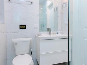809 S 17th Ave, Hollywood FL 33020