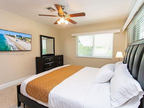 809 S 17th Ave, Hollywood FL 33020