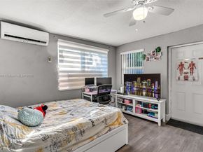 114 Marion Rd, West Park FL 33023