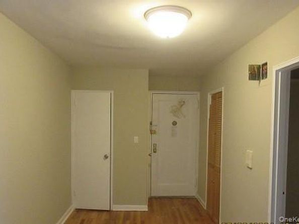 2244 Bronx Park E 6L, Bronx NY 10467