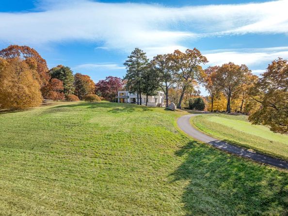 48 Raafenberg Road, Sleepy Hollow NY 10591