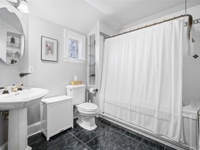 39 Park Circle, White Plains NY 10603