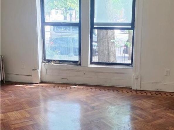 767 Eastern Parkway E 1B, Brooklyn NY 11213