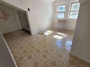 100-15 40th Road, Corona NY 11368