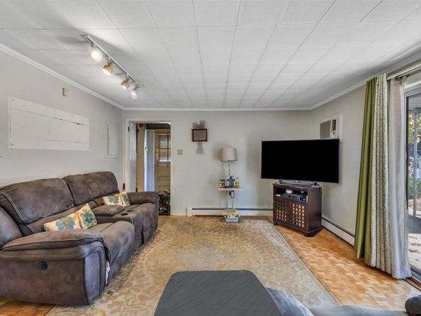 1129 Central Avenue, South Hempstead NY 11550