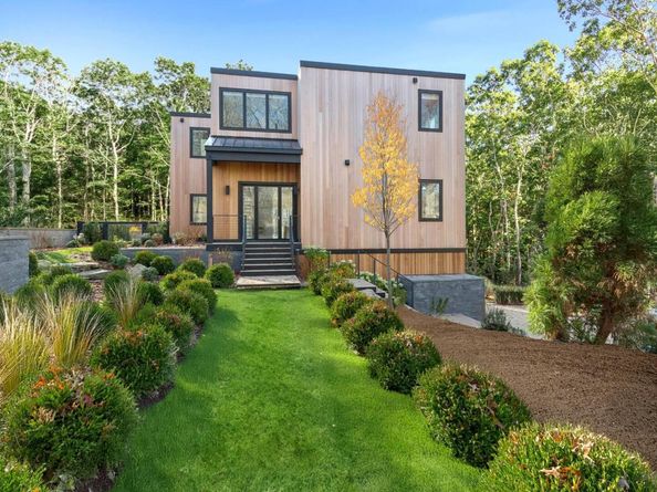 125 Laurel Valley Drive, Sag Harbor NY 11963