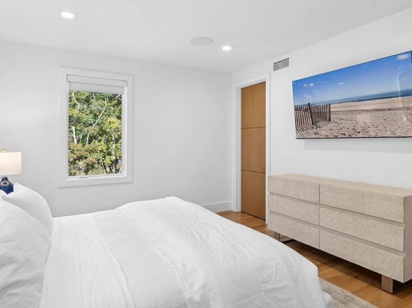 125 Laurel Valley Drive, Sag Harbor NY 11963