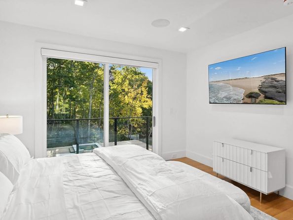 125 Laurel Valley Drive, Sag Harbor NY 11963