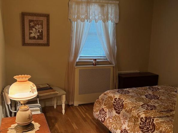 88-25 155th Avenue 2B, Howard Beach NY 11414