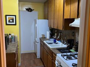 88-25 155th Avenue 2B, Howard Beach NY 11414