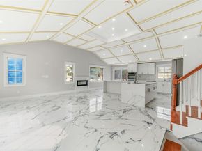 22 Solar Lane, Albertson NY 11507