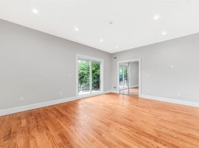 22 Solar Lane, Albertson NY 11507