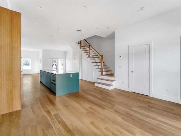 68 Foster Avenue 8, Hampton Bays NY 11946