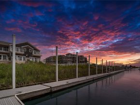 68 Foster Avenue 8, Hampton Bays NY 11946