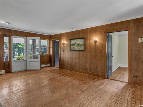 633 Pine Neck Road, Southold NY 11971