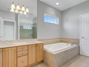 4 Oakhurst Court, Mount Sinai NY 11766