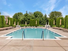 4 Oakhurst Court, Mount Sinai NY 11766