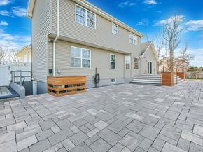 7 Sander Court, Middle Island NY 11953