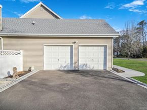 7 Sander Court, Middle Island NY 11953