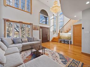 8132 265th Street, Glen Oaks NY 11004