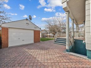 8132 265th Street, Glen Oaks NY 11004