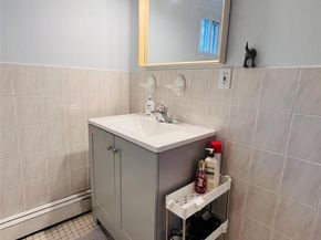 66 Smith Street, Glen Cove NY 11542