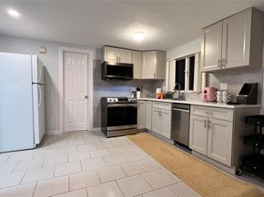 66 Smith Street, Glen Cove NY 11542