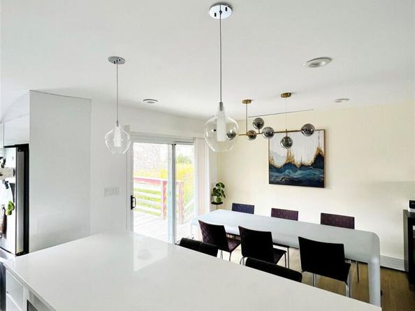 66 Smith Street, Glen Cove NY 11542