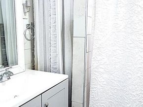 290 Roberts Avenue, Yonkers NY 10703