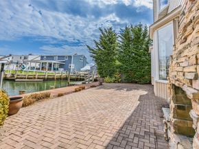 119 Alhambra Road, Massapequa NY 11758