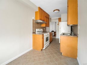 84-20 51 Avenue 5L, Elmhurst NY 11373