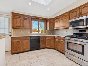 7 Joyce Lane, Commack NY 11725