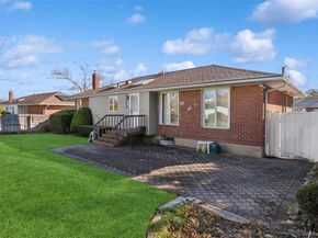 7 Joyce Lane, Commack NY 11725