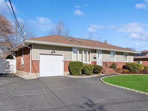 7 Joyce Lane, Commack NY 11725