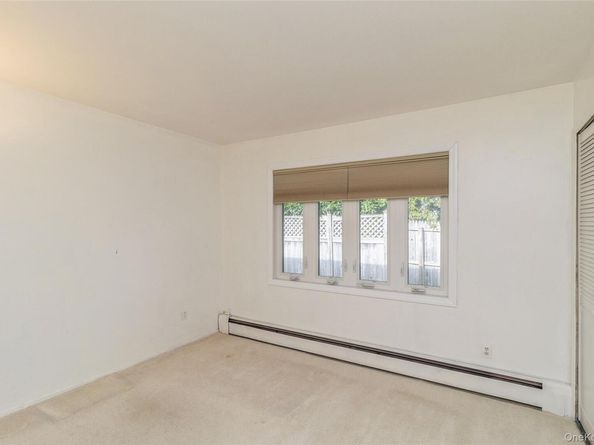 22 Ballad Lane, Stony Brook NY 11790