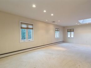 22 Ballad Lane, Stony Brook NY 11790