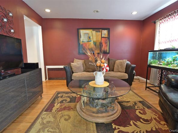 7 Maple Road, Middle Island NY 11953