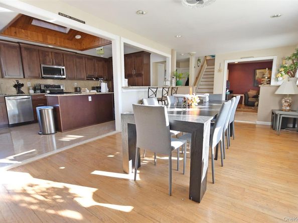 7 Maple Road, Middle Island NY 11953