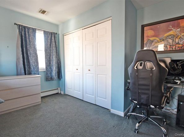 7 Maple Road, Middle Island NY 11953