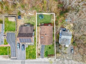244 Lakeside Trail, Ridge NY 11961