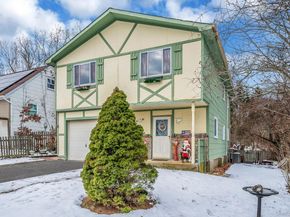 244 Lakeside Trail, Ridge NY 11961
