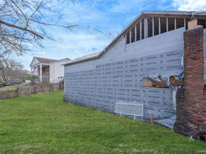 58 W Denis Lane, Coram NY 11727