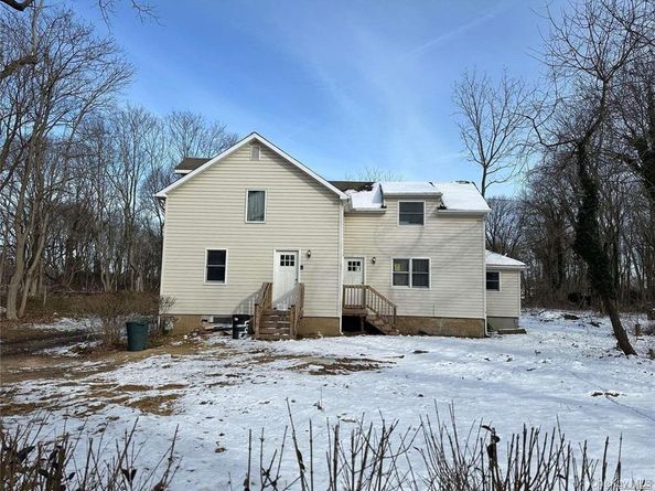 493 Munsell Road, East Patchogue NY 11772