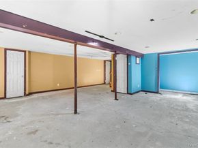 34 Andys Lane, Eastport NY 11941